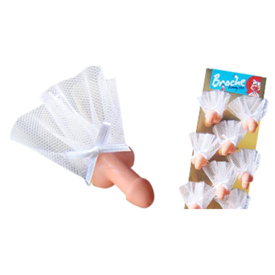 Broche de Pene con tul.